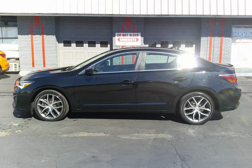 2021 Acura ILX Premium photo 1
