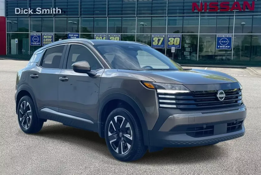 2025 Nissan Kicks SV photo 1