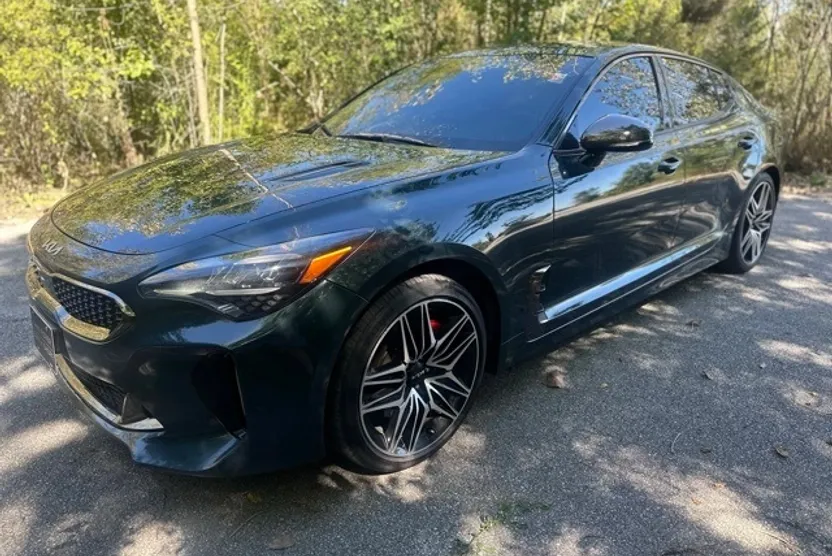 2022 Kia Stinger GT1 photo 1