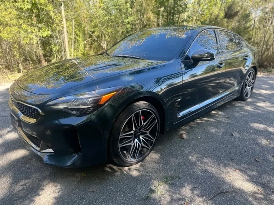 2022 Kia Stinger GT1 photo 1