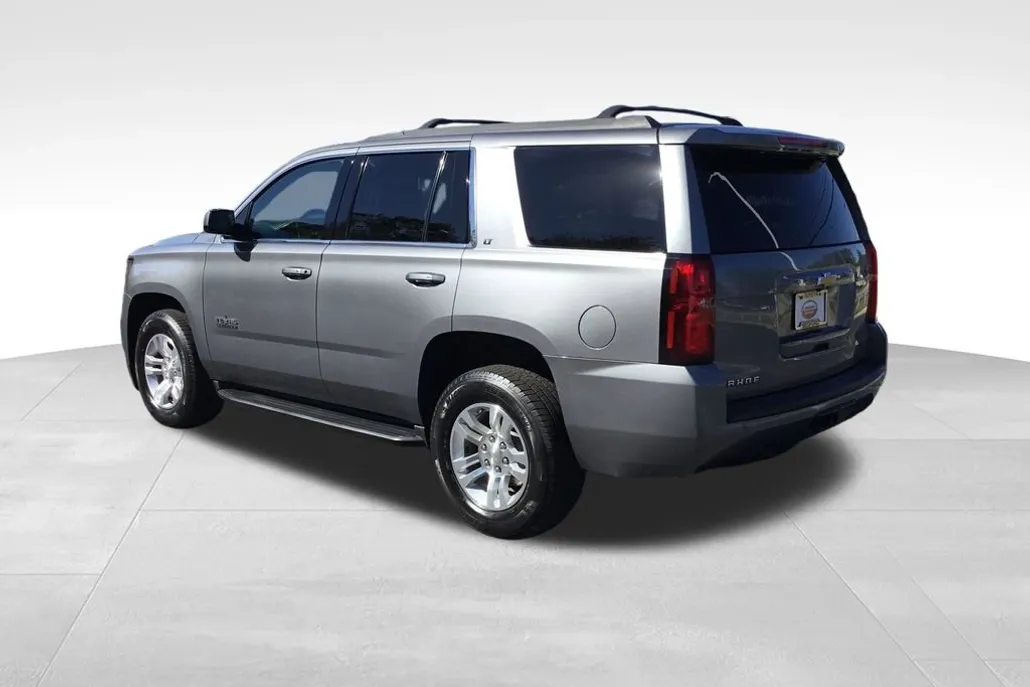 2020 Chevrolet Tahoe LT photo 1
