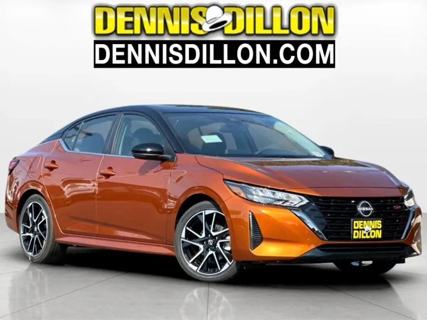 2025 Nissan Sentra SR photo 1