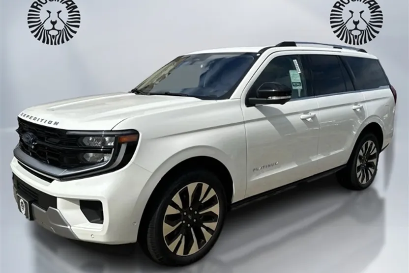 2025 Ford Expedition Platinum photo 1