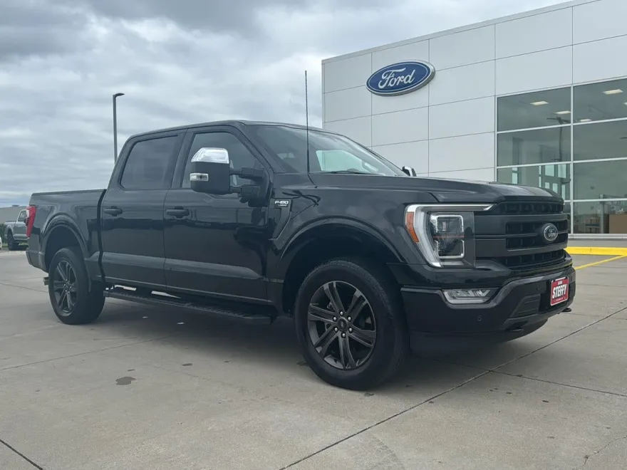2022 Ford F-150 Lariat photo 1