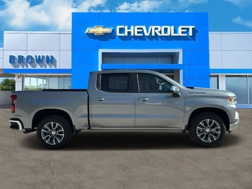 2026 Chevrolet Silverado 1500 LT photo 1