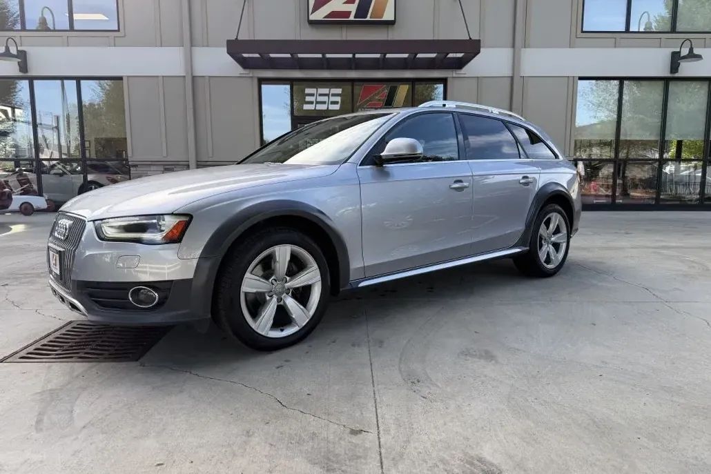 2015 Audi A4 Allroad Quattro Premium Plus photo 1