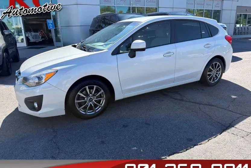 2014 Subaru Impreza 2.0i Premium photo 1