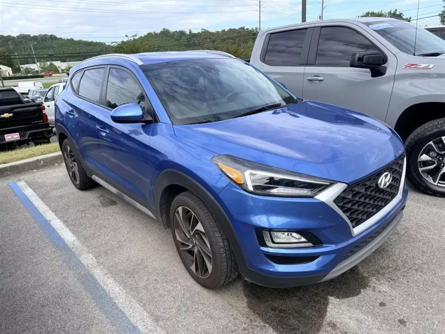 2019 Hyundai Tucson Sport photo 1