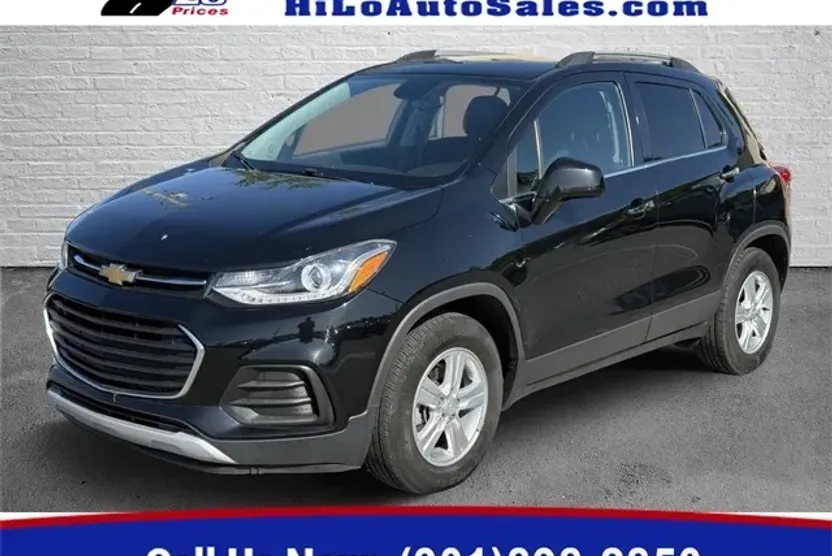 2020 Chevrolet Trax LT photo 1
