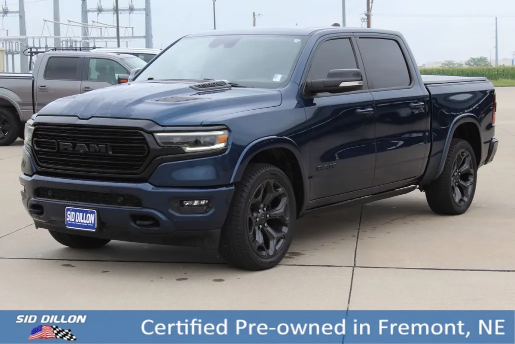 2022 Ram 1500 Limited photo 1