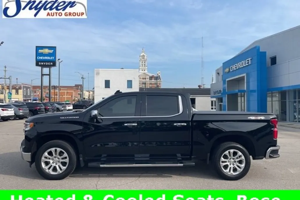 2022 Chevrolet Silverado 1500 LTZ photo 1