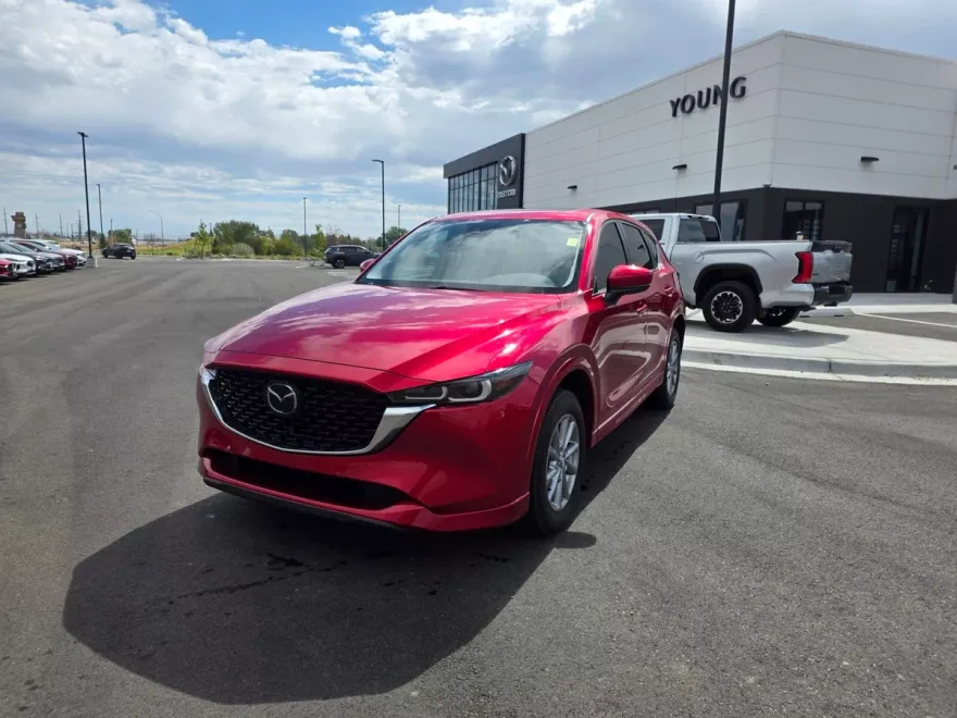 2024 Mazda CX-5 2.5 S Preferred photo 1