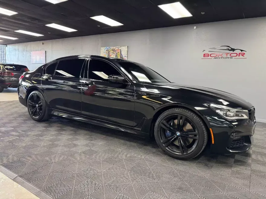 2018 Bmw 750i photo 1