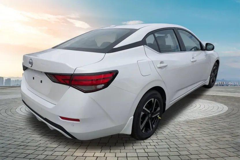 2025 Nissan Sentra SV photo 1