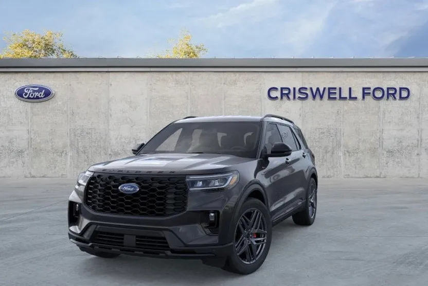 2025 Ford Explorer ST-Line photo 1