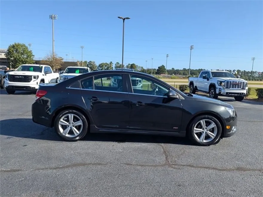 2014 Chevrolet Cruze photo 1