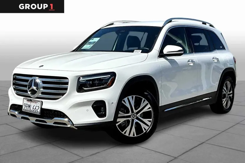 2025 Mercedes Benz GLB 250 photo 1