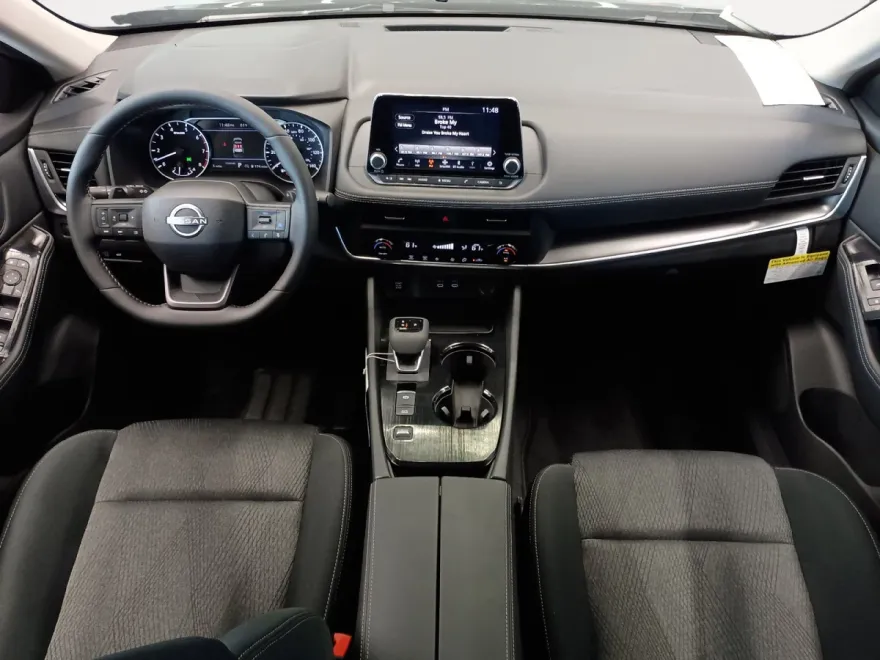 2026 Nissan Rogue SV photo 1