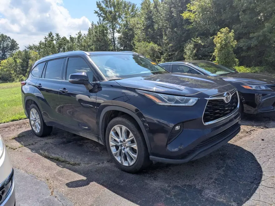 2020 Toyota Highlander Limited photo 1