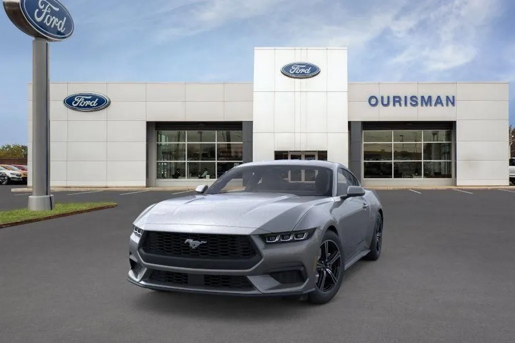 2025 Ford Mustang EcoBoost photo 1