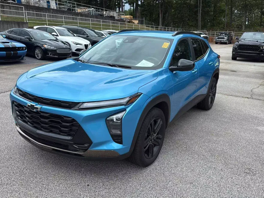 2025 Chevrolet Trax ACTIV photo 1