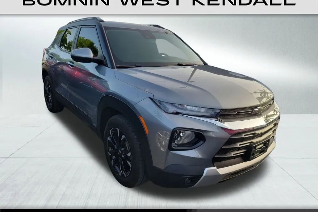2023 Chevrolet Trailblazer LT photo 1