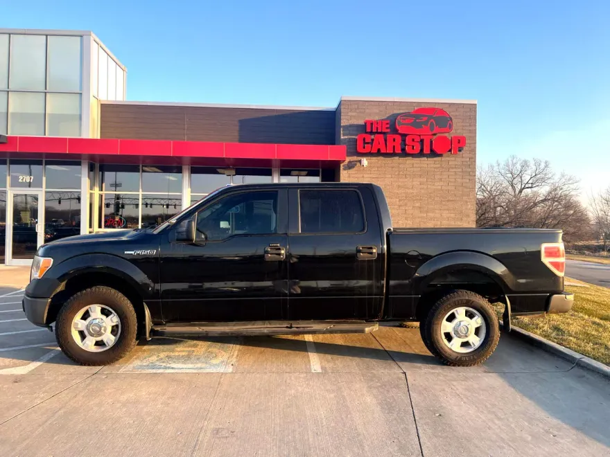 2012 Ford F-150 XL photo 1