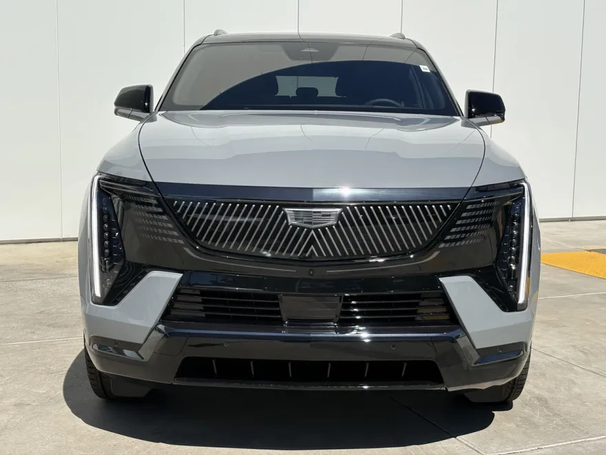 2026 Cadillac Escalade Sport photo 1