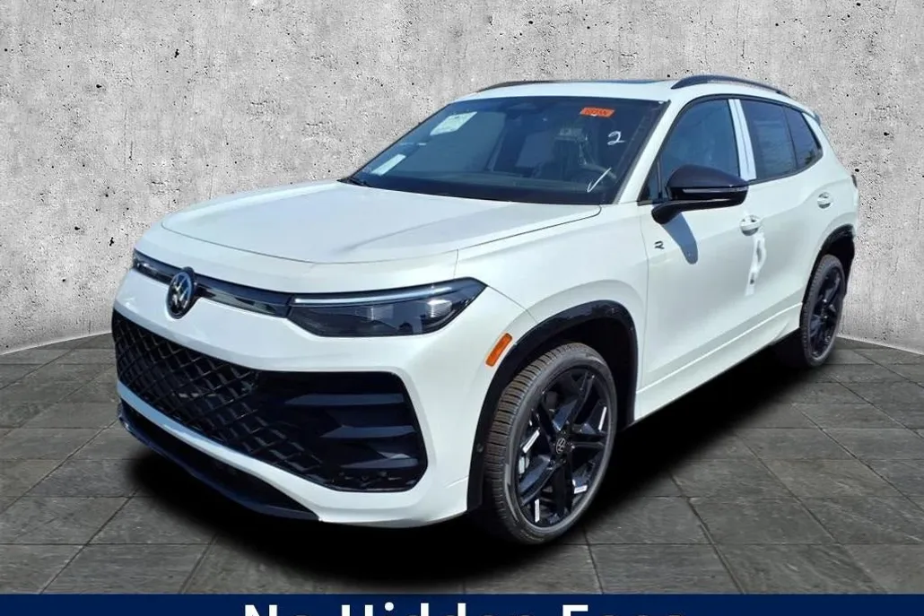 2025 Volkswagen Tiguan SE R-Line Black photo 1