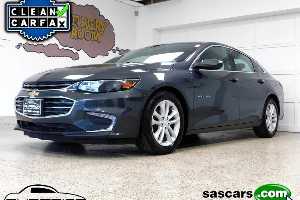 2018 Chevrolet Malibu 1LT photo 1