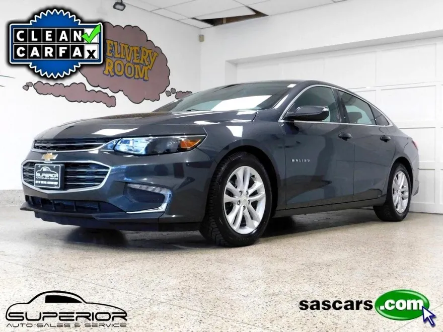 2018 Chevrolet Malibu 1LT photo 1