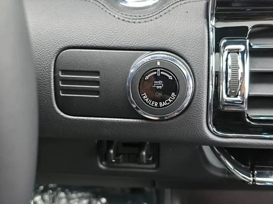 2024 Lincoln Navigator Reserve photo 28