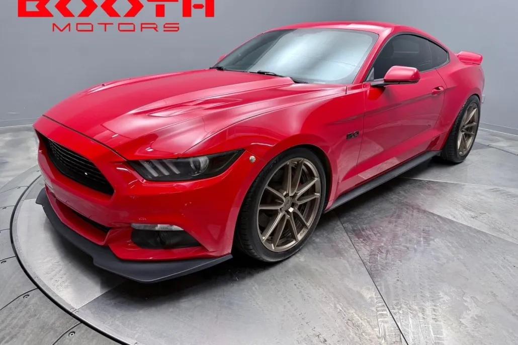 2015 Ford Mustang GT photo 1