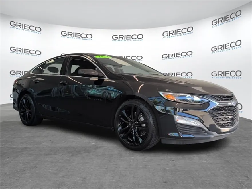 2023 Chevrolet Malibu 1LT photo 1