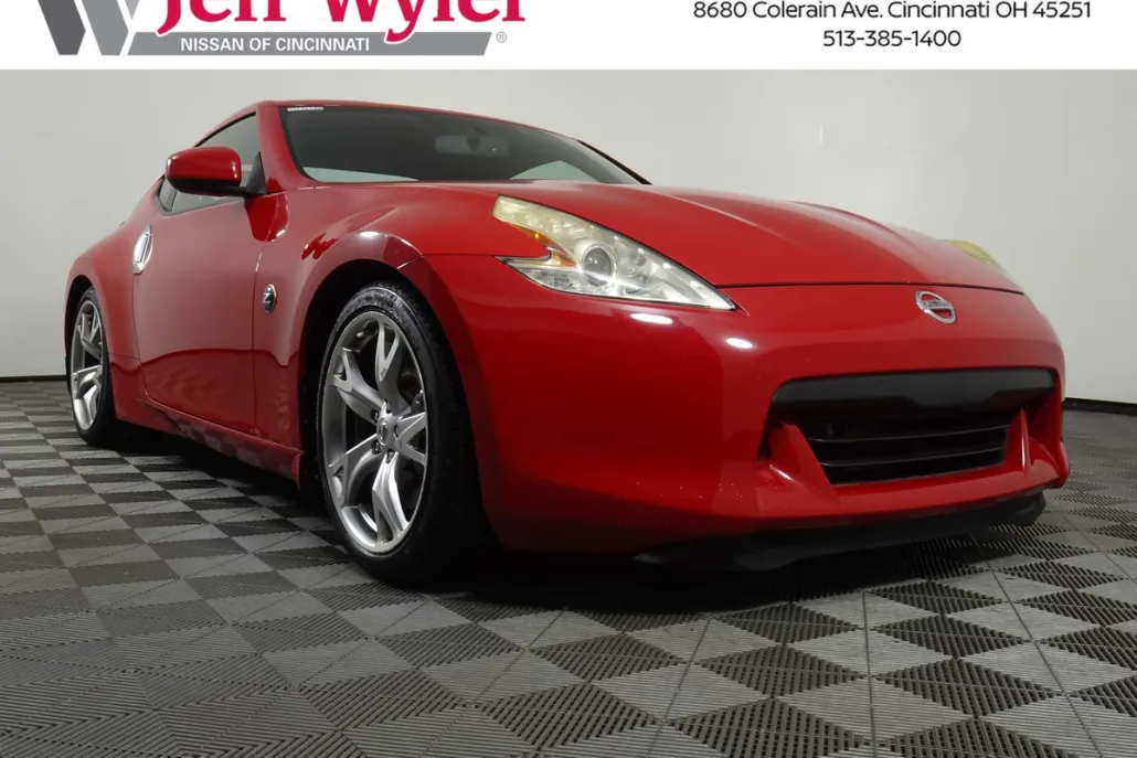 2009 Nissan 370Z Touring photo 1