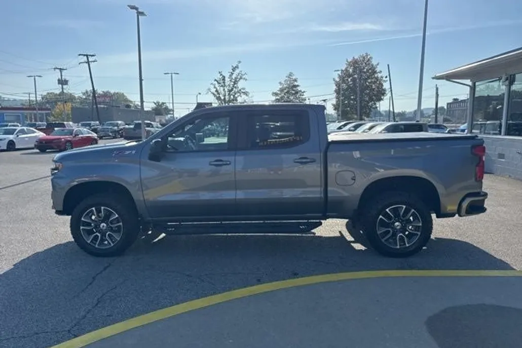 2021 Chevrolet Silverado 1500 RST photo 1