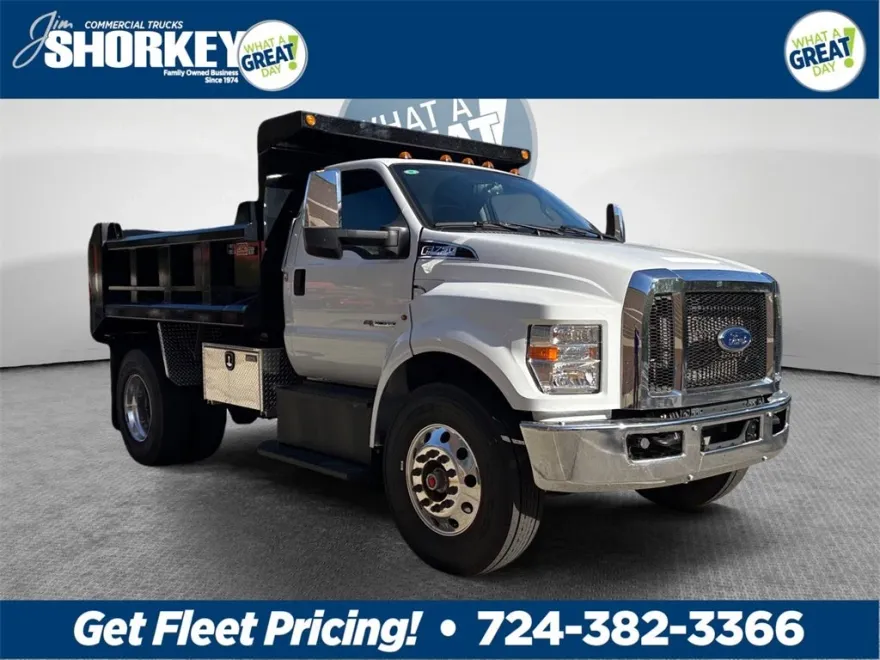 2025 Ford F-750 photo 1