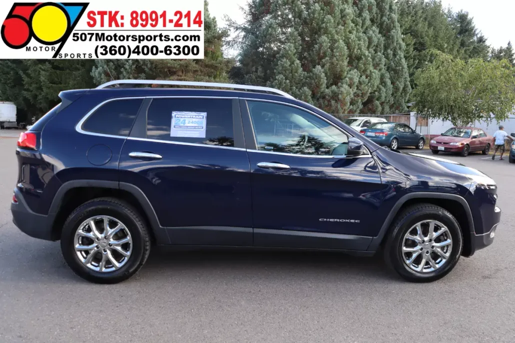 2015 Jeep Cherokee Latitude photo 1