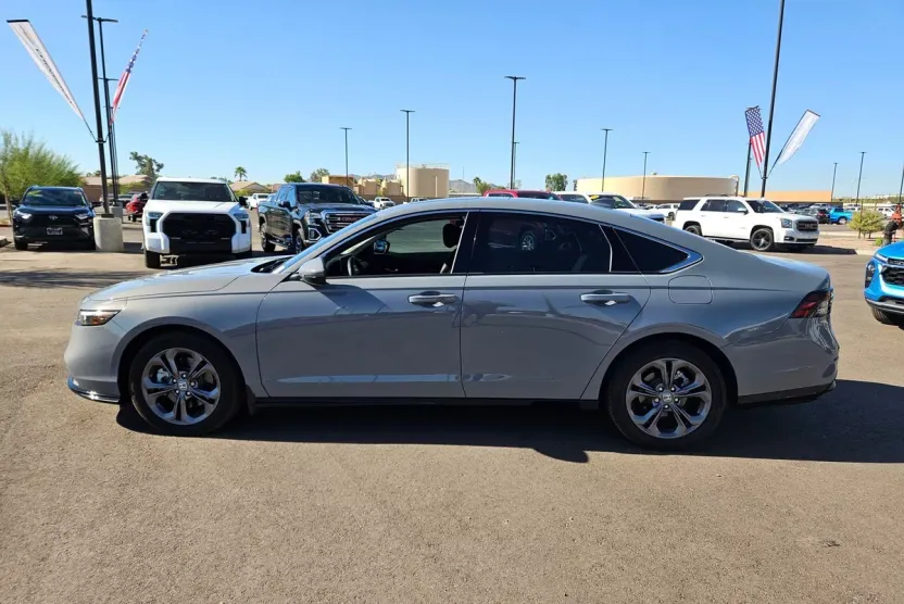 2024 Honda Accord Hybrid EX-L photo 1