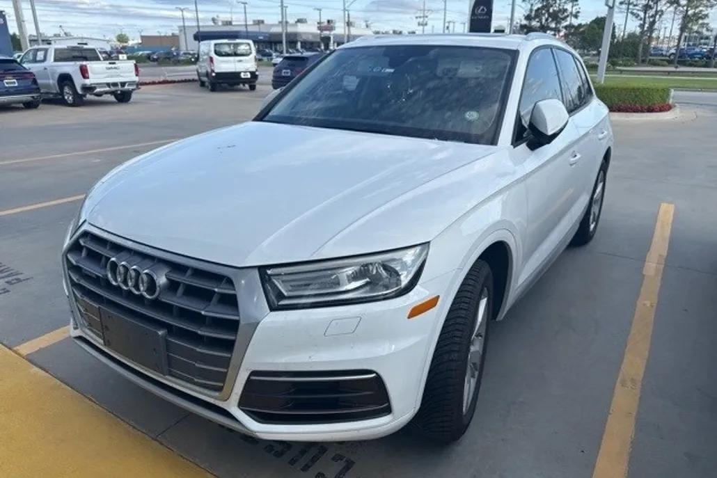 2018 Audi Q5 2.0T Premium photo 1
