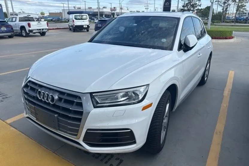 2018 Audi Q5 2.0T Premium photo 1