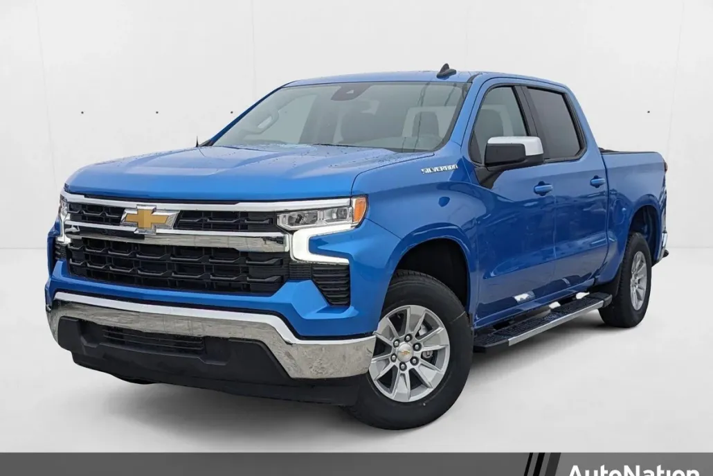 2025 Chevrolet Silverado 1500 LT photo 1