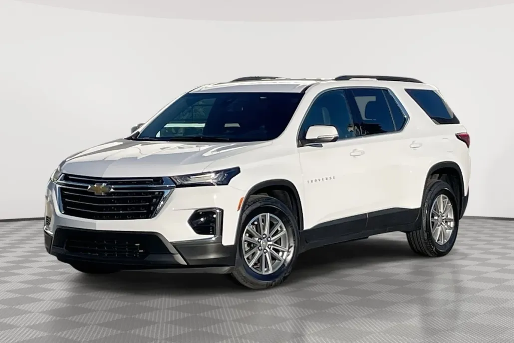 2023 Chevrolet Traverse photo 1