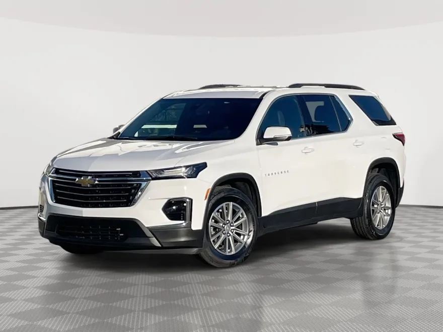 2023 Chevrolet Traverse photo 1