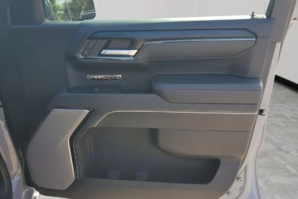 2024 Gmc Sierra 1500 AT4X photo 1