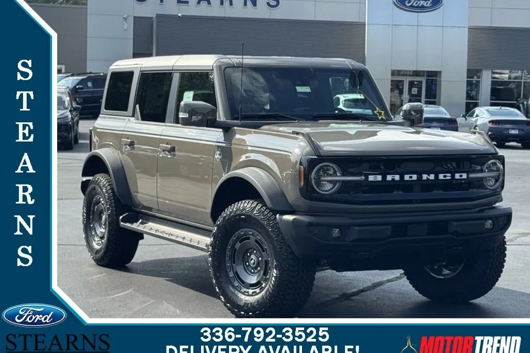 2025 Ford Bronco Outer Banks photo 1