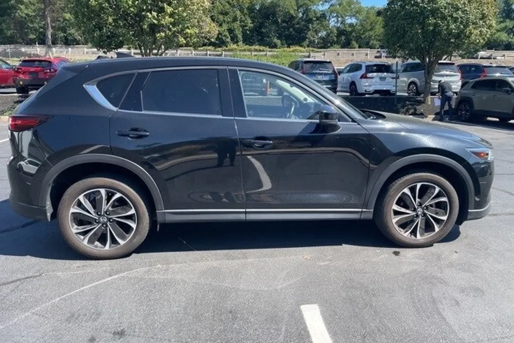 2022 Mazda CX-5 2.5 S Premium photo 1