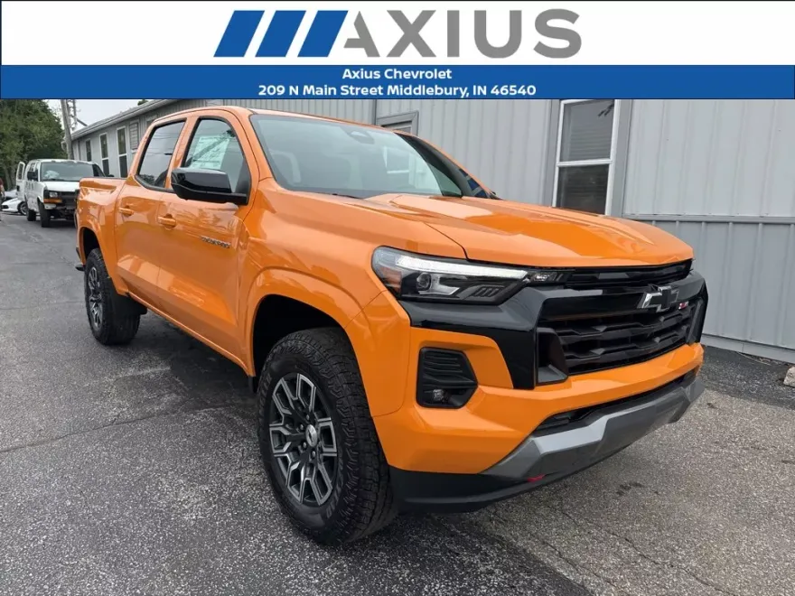 2025 Chevrolet Colorado Z71 photo 1