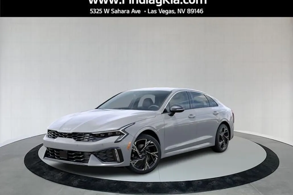 2026 Kia K5 GT-Line photo 1