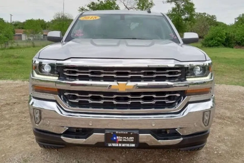 2018 Chevrolet Silverado 1500 LT photo 1